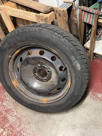 Treno completo di 4 gomme invernali Fiat Idea