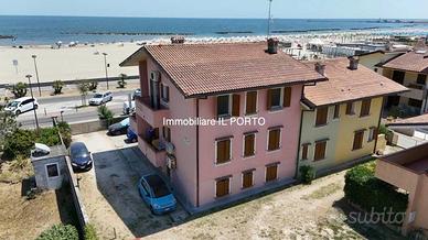 Appartamento di 45 m² con 3 locali e posto auto a 