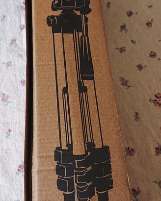 Cavalletto fotografico + omaggio