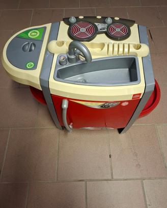 Cucina giocattolo