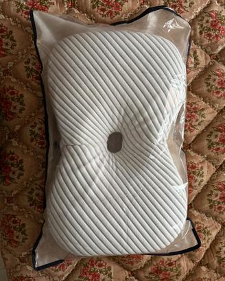 Cuscino in memory a strati manifattura Falomo