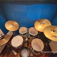 Batteria acustica