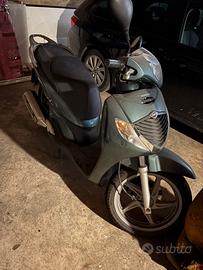Scooter HONDA SH 125