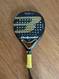 Racchetta padel Bullpadel carbonio