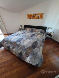 Piumino invernale a motivi geometrici Reevers