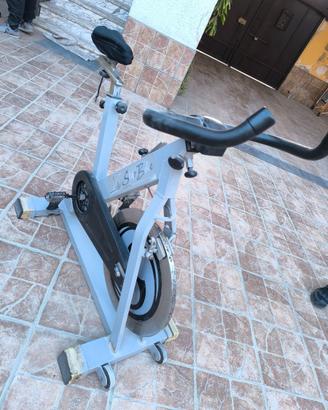 Spin bike
