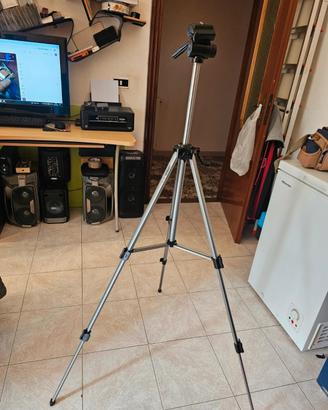 treppiede per videocamera 