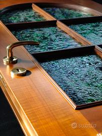 Porta in noce con vetro artistico 