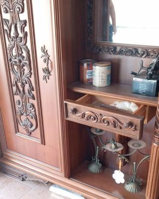 Mobile appendiabiti a scomparsa