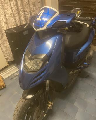 Scooter sr motard 50 trattabile