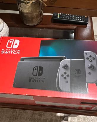 Nintendo switch edizione grigia