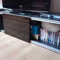Mobile TV  Ikea besta