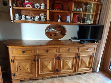 Credenza con vetrina in legno massiccio