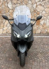 Yamaha tmax 560 2025