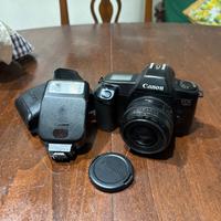 Reflex analogica Canon EOS 1000 + obiettivo 28mm