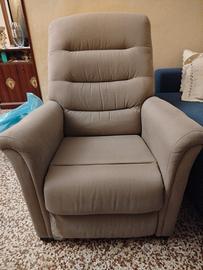 poltrona elettrica per anziani 