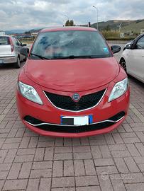 Lancia ypsilon 1.2 benzina Gold del 2017