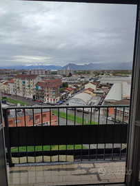 Attico 120 mq con terrazzo e balcone verandati