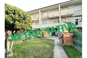 VILLA A SCHIERA A VILLA CORTESE