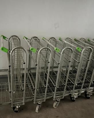 Carrelli, quattro ruote in acciaio inox