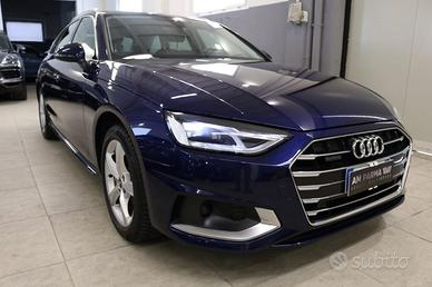 AUDI A4 40 TDI quattro S tronic Business Advance