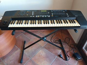 sintetizzatore roland