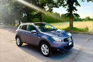 Nissan Qashqai .. cambio automatico