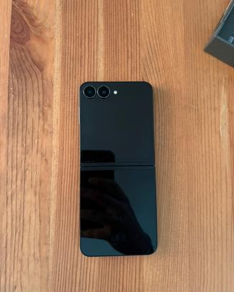 Samsung Galaxy z flip 7 FE