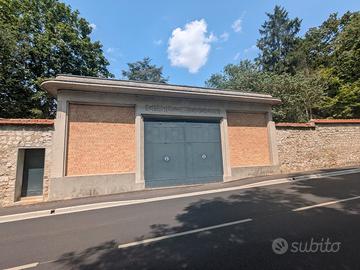 Garage o box per auto grande