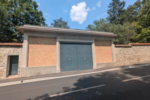 Garage o box per auto grande