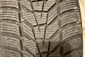PNEUMATICI INVERNALI Hankook 235/55 R 18 100M