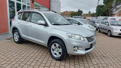 TOYOTA RAV 4 RAV4 2.2 D-4D 150 CV DPF Unico P