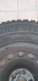 Pneumatici invernali Bridgestone Blizzak 215/60 R1