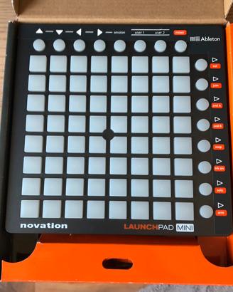 Novation Launchpad mini