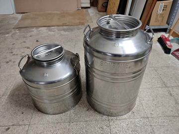 Bidoni olio in acciaio inox.