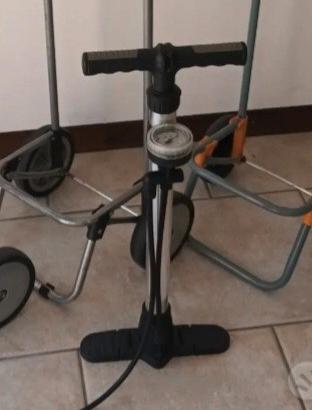 Pompa con manometro 