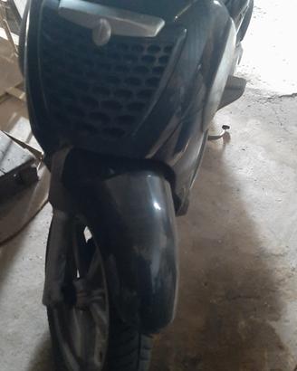 scarabeo aprilia 200 ie euro 550