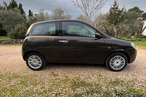 lancia ypsilon 1.3 multi jet 