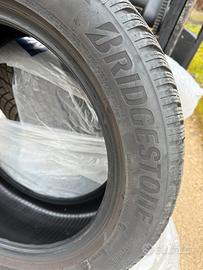 Pneumatici invernali Bridgestone 245/50R18 1550 km