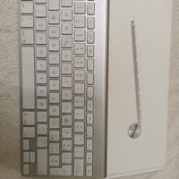 Tastiera Apple wireless 
