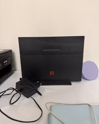 Modem TIM HUB + router wifi VDSL PLUS fibra