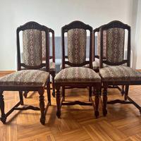 Sedie di legno decorate