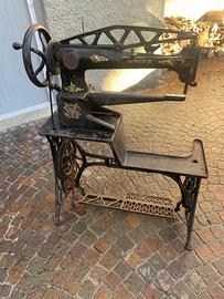 Macchina da cucire SINGER