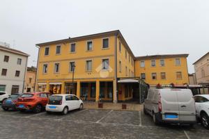 4 LOCALI A BAGNOLO IN PIANO