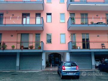 Appartamento di 5 vani ed acc +garage + cantina