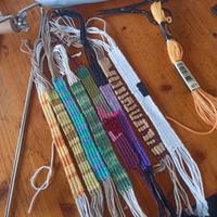 bracciali fatti a telaio a mano 