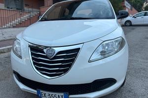 Lancia Ypsilon 1.2 benz ideale per neo patentati