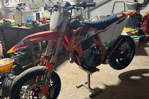 KTM 450 SX-F Factory 2021 – Tripla omologazione