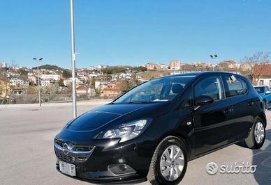 Opel corsa anno 2017 ricambi