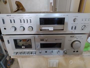 Amplificatore+ piastra di registrazione Akai.